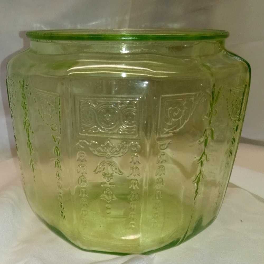 Princess • Green • Vintage • Cookie Biscuit Jar